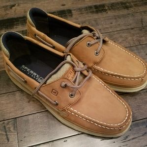 Boys Sperry loafer